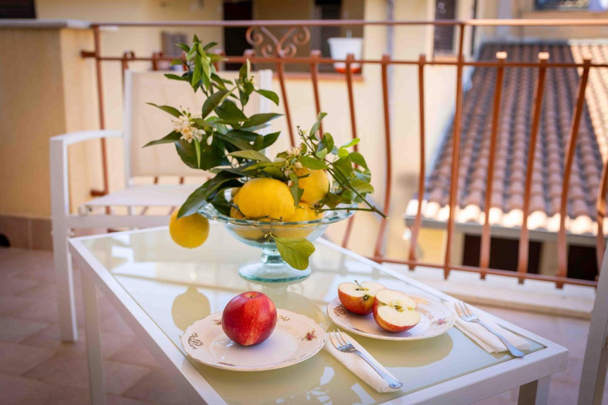 טראפטו Sunshine Apartments מראה חיצוני תמונה